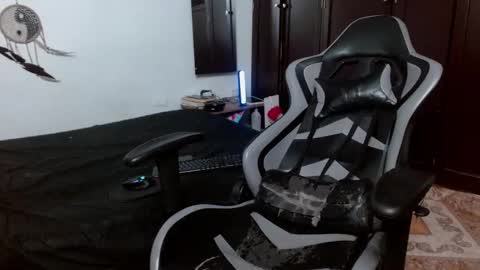 Snapshot of aarman_bannana chatting on September 23, 1:49 am aarman online show from September 23, 1:49 am