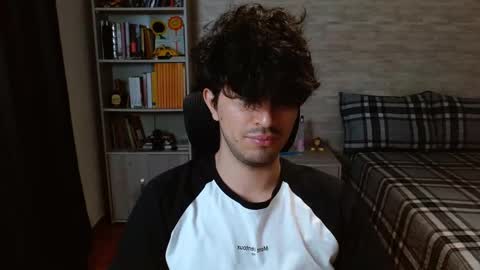 Aaron online show from March 24, 10:24 pm