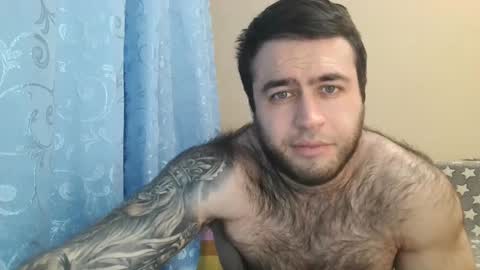 Snapshot of aaron_royal chatting on March 10, 5:50 pm Davin tayl online show from March 10, 5:50 pm