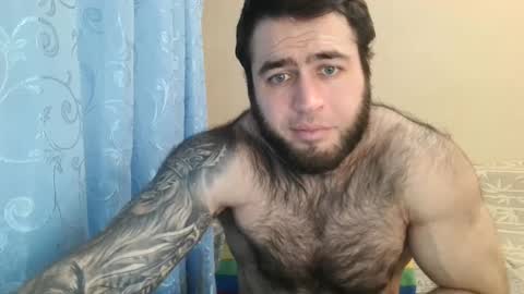 Snapshot of aaron_royal chatting on January 14, 6:07 pm Davin tayl online show from January 14, 6:07 pm
