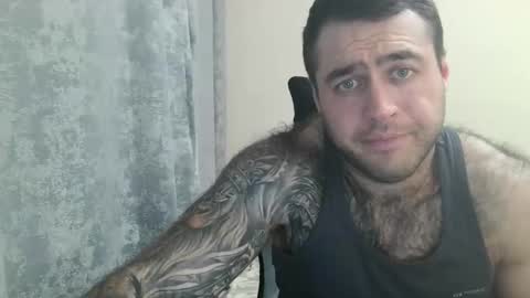 Snapshot of aaron_royal chatting on September 19, 4:29 pm Davin tayl online show from September 19, 4:29 pm