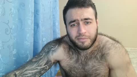 Snapshot of aaron_royal chatting on February 8, 7:16 pm Davin tayl online show from February 8, 7:16 pm