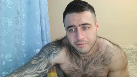 Snapshot of aaron_royal chatting on January 20, 5:06 pm Davin tayl online show from January 20, 5:06 pm