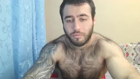 Snapshot of aaron_royal chatting on December 25, 5:58 pm Davin tayl online show from December 25, 5:58 pm
