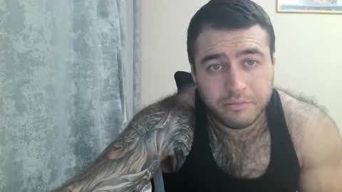 Snapshot of aaron_royal chatting on September 20, 5:13 pm Davin tayl online show from September 20, 5:13 pm