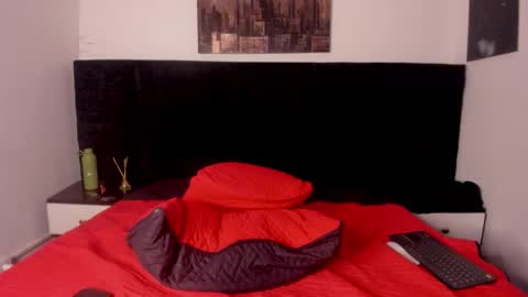 Aron online show from November 18, 7:39 pm