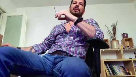 Aaron online show from June 7, 3:46 am