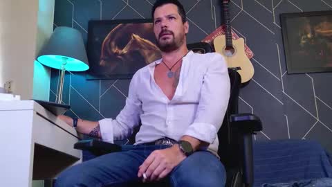 Aaron online show from February 23, 9:00 am