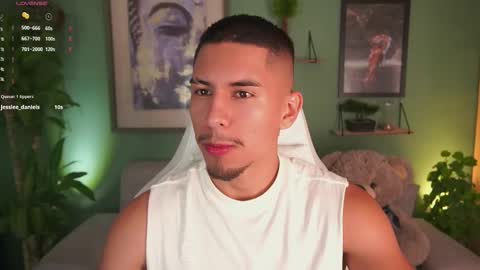 AARON  online show from February 20, 1:03 am