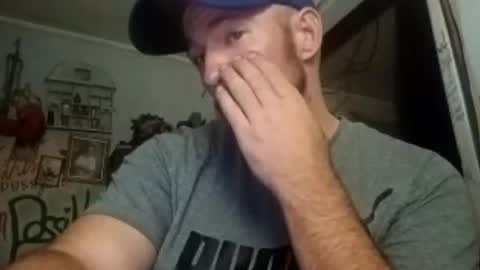 aaronshere888888 online show from June 20, 9:14 am