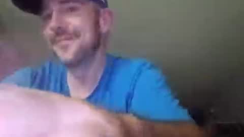 aaronshere888888 online show from July 2, 6:08 am