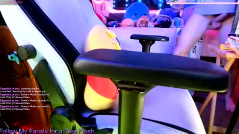 Aaron Skeetman online show from February 13, 6:19 am