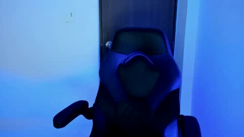 Snapshot of abelasburgo chatting on January 5, 8:00 am Independence model AbelAsburgo online show from January 5, 8:00 am