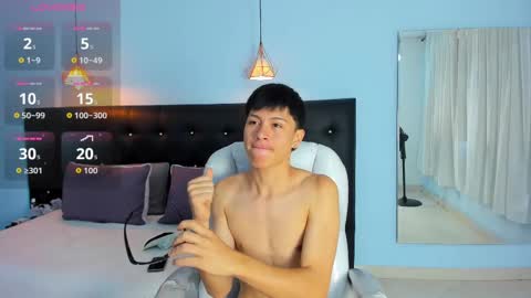 abraham_horny18 online show from October 30, 1:12 pm