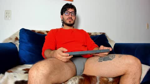 R. online show from December 12, 10:13 am