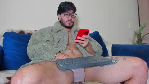 R. online show from January 23, 9:29 am