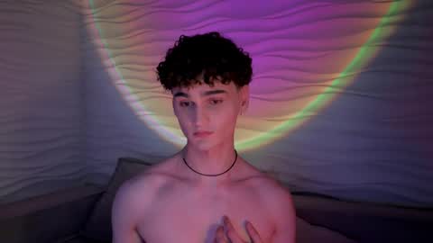 Snapshot of adam_21cm chatting on March 6, 4:49 pm Adam online show from March 6, 4:49 pm