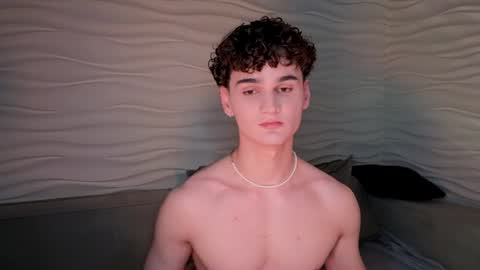 Snapshot of adam_21cm chatting on February 1, 4:54 pm Adam online show from February 1, 4:54 pm