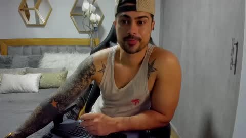 adam clarke online show from January 4, 4:44 am