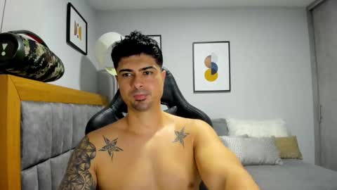 adam clarke online show from November 20, 9:02 pm