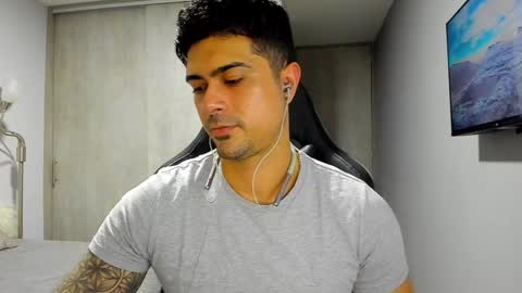 adam clarke online show from February 6, 12:43 am