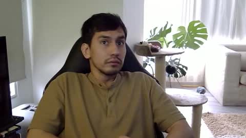 Snapshot of adam_evehotroom chatting on October 15, 9:33 pm adam_evehotroom online show from October 15, 9:33 pm