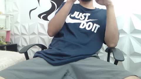 Snapshot of adam_evehotroom chatting on January 31, 8:22 pm adam_evehotroom online show from January 31, 8:22 pm