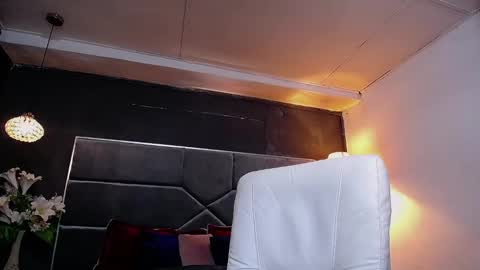 Snapshot of adam_fit19cm chatting on September 29, 1:52 pm Adam online show from September 29, 1:52 pm