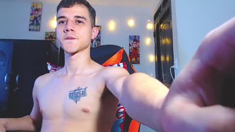 adam hot11 online show from April 12, 10:43 pm