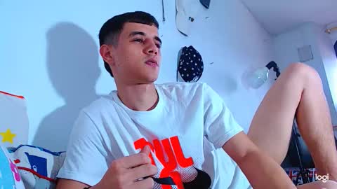 adam hot11 online show from November 15, 9:17 pm