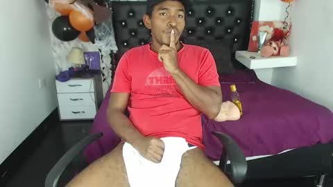 Snapshot of adam_morgan2 chatting on October 17, 6:28 am adam_morgan2 online show from October 17, 6:28 am