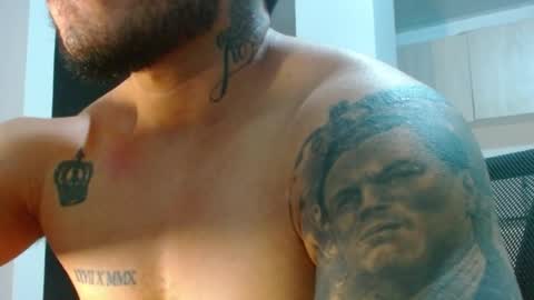 adam shilder7 online show from April 25, 1:52 am