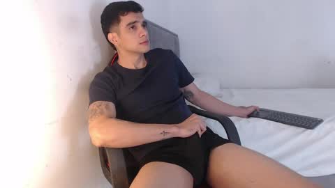 jhoan online show from April 23, 4:50 am