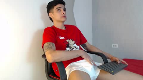 Snapshot of adama_soa chatting on February 2, 6:26 am jhoan online show from February 2, 6:26 am