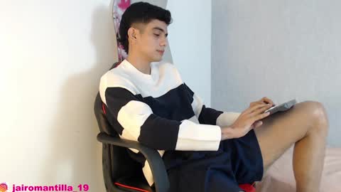 Snapshot of adama_soa chatting on December 14, 6:13 am jhoan online show from December 14, 6:13 am