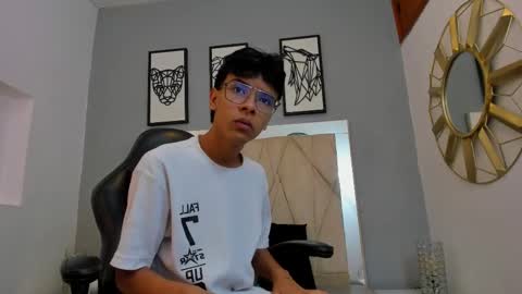 Adams Bobby online show from March 22, 11:15 am