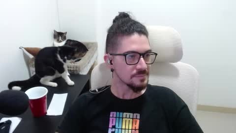 Adam online show from February 13, 7:03 am