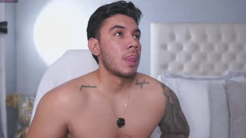 Adan Johns online show from April 20, 7:49 pm