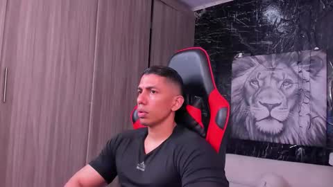 Adan Sin online show from November 2, 6:01 pm