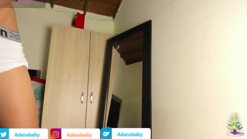 Snapshot of adanxbaby chatting on December 27, 2:36 am online show from December 27, 2:36 am