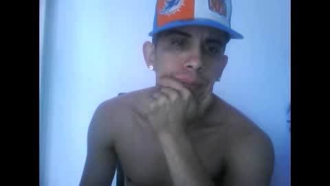 adrian_fire01 online show from April 26, 10:39 pm