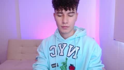 adrian morelli online show from March 22, 7:30 pm