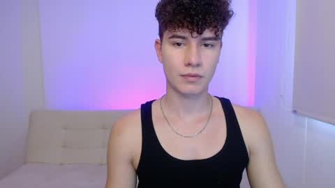 adrian morelli online show from April 25, 7:00 pm