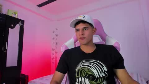 ADRIAN online show from February 6, 7:00 pm