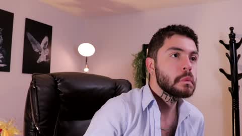 Adrian Williams online show from January 28, 11:28 pm