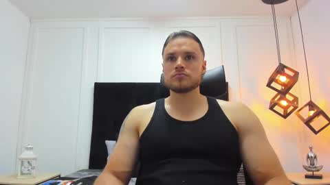 Adrein Roche online show from November 8, 1:31 am