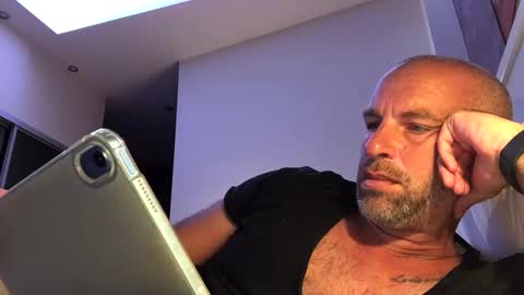 Snapshot of adrienfromparis chatting on October 9, 5:18 pm adrienfromparis online show from October 9, 5:18 pm