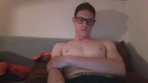 agentradnai96 online show from April 3, 10:28 pm