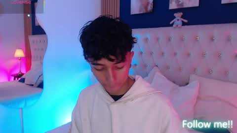 Aiden online show from April 6, 12:50 pm