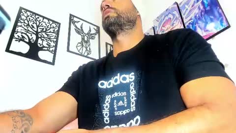 Aiden Brites online show from June 9, 2:57 am